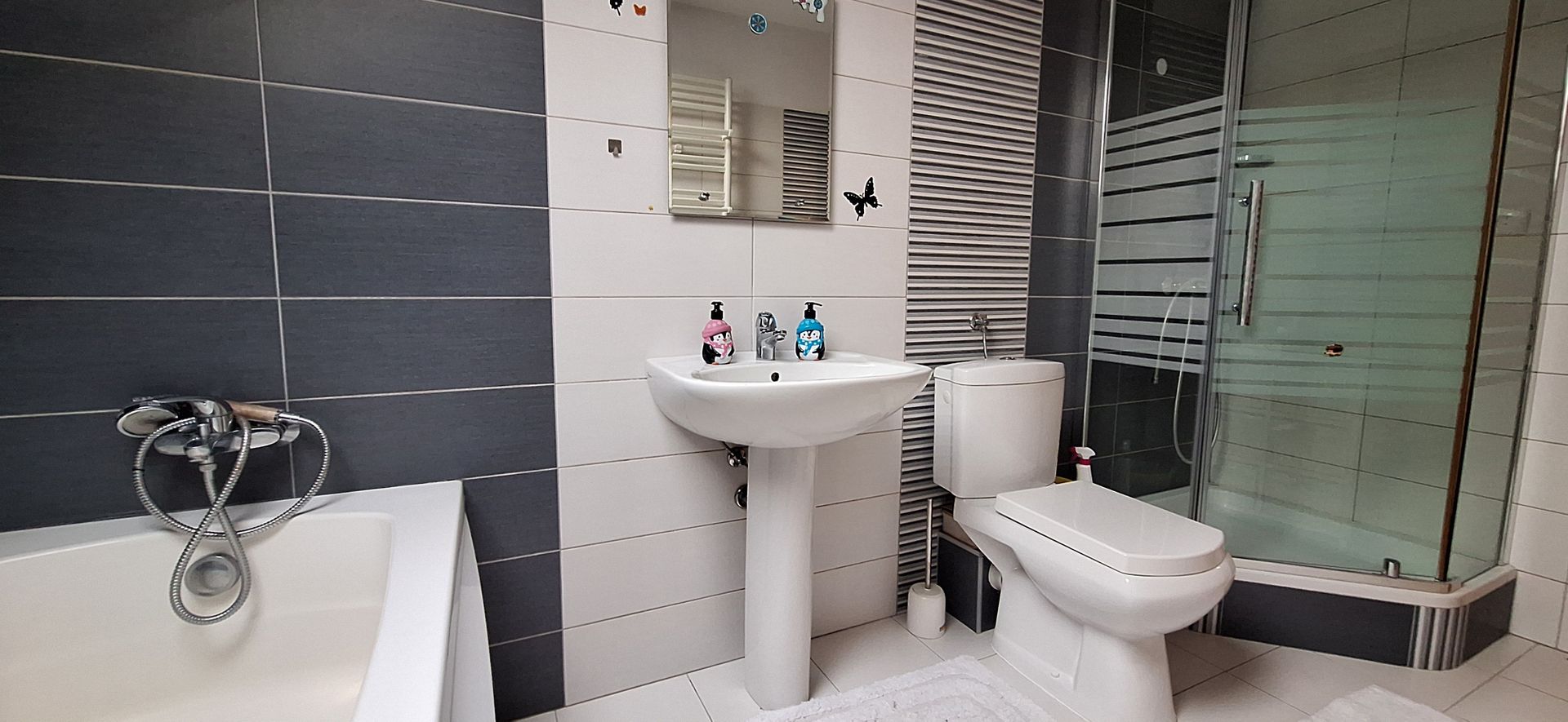 Casa individuala frumoasa si spatioasa in Giroc - Poză 25