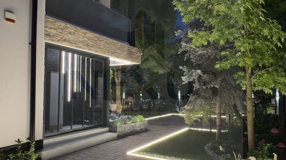 Vila premium cu piscina privata - Design modern - Finisaje de lux - Poză 2