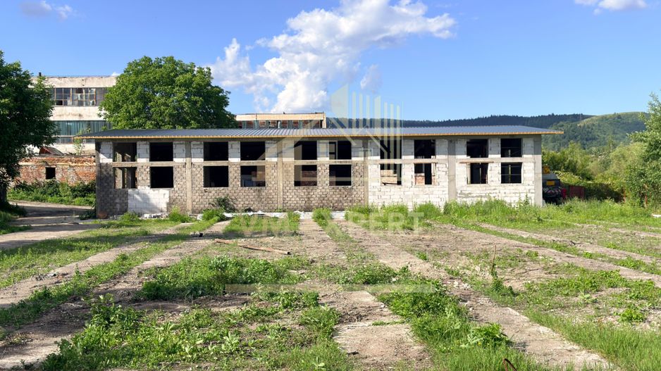 HALĂ INDUSTRIALĂ DE ÎNCHIRIAT – 600 MP | ACCES TIR– CÂMPULUNG - Poză 8