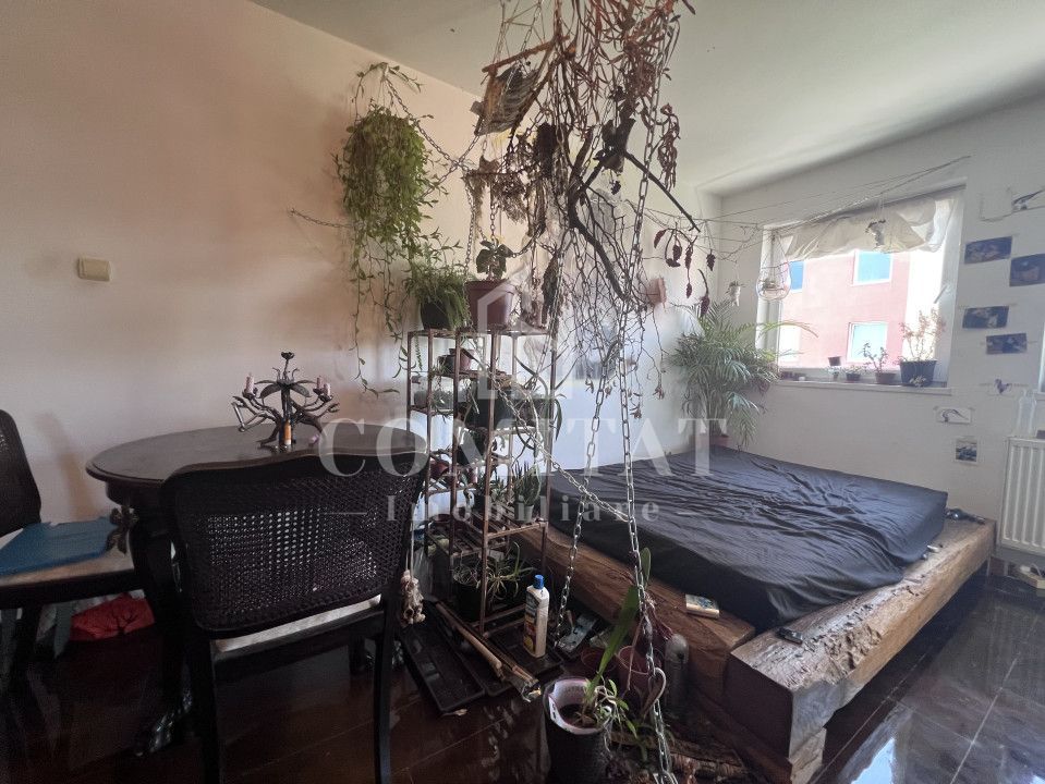 Apartament 2 camere, balcon și parcare | zona Andrei Mureșanu - Poză 2