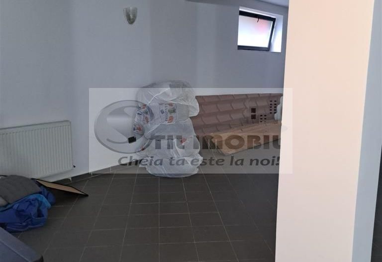 CASA DE INCHIRIAT BUCIUM - 4000 - Poză 38