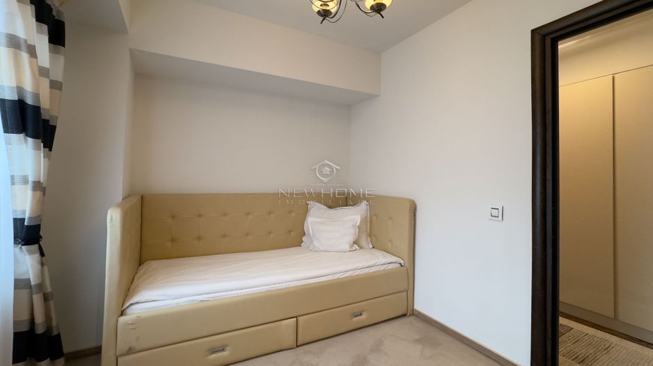 Apartament cu 3 camere, Parcare, P-ta Cipariu  zona Central - Poză 17