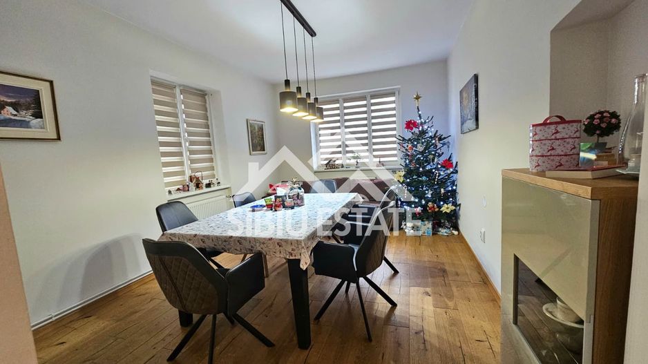 Casa Sibiu teren 500 mp Calea Poplacii - Poză 1