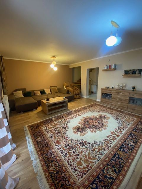 Duplex cu piscina Dumbravita Zona PADURE - Poză 2