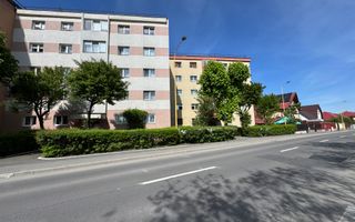 Apartament decomandat cu 3 camere in Florilor, strada Crinului - Poză 24