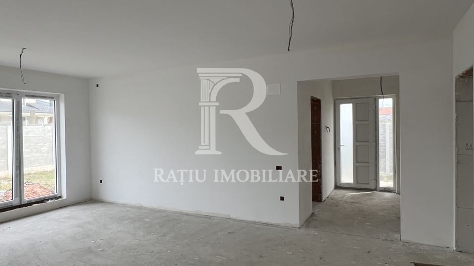 Casă cu 4 camere semifinisată de vânzare | Oncea | Oradea - Poză 11
