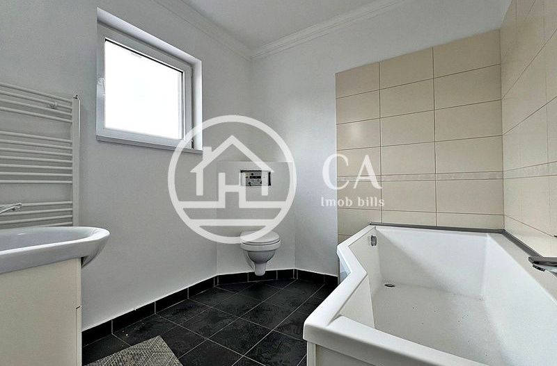 Casă de închiriat cu 4 camere în Cartierul Europa, Oradea - Poză 13