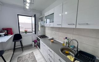 AP. 2 CAMERE- CENTRALA, PARCARE INCLUSA, BUCATARIE INCHISA,COMIS 0% - Poză 4