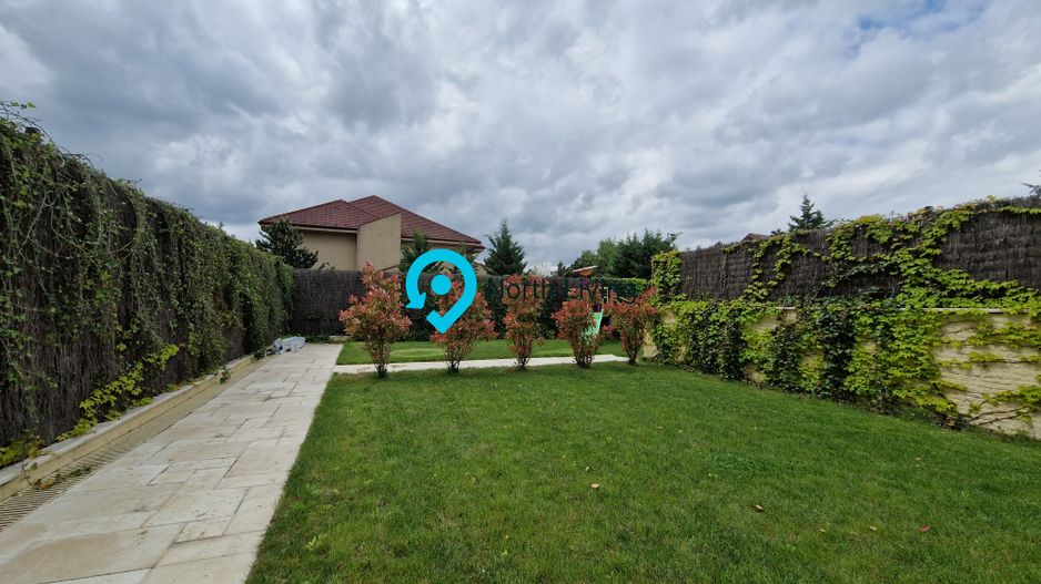 3 Camere Premium | Parcare | Triana - Poză 15