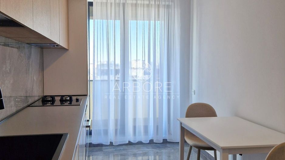 Apartament de lux cu terasa, complet utilat - Poză 5