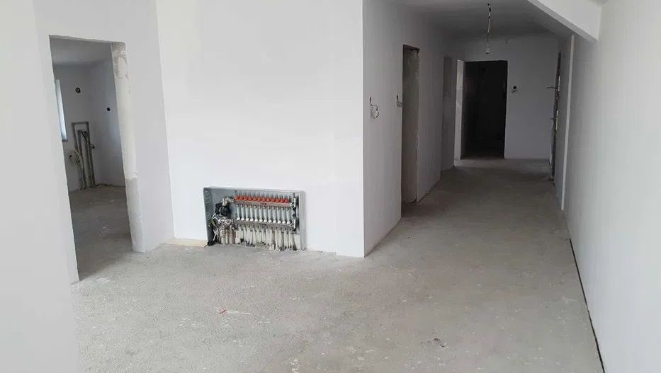 Apartament nou, 3 camere decomandate - Poză 1