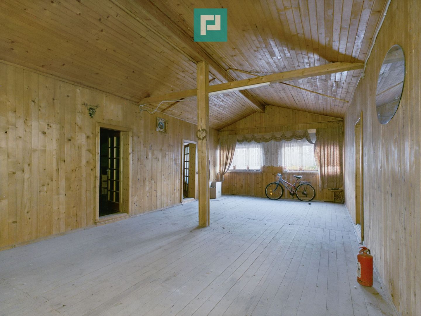 Proprietate impresionantă Sântana - 3500 mp utili - Poză 42
