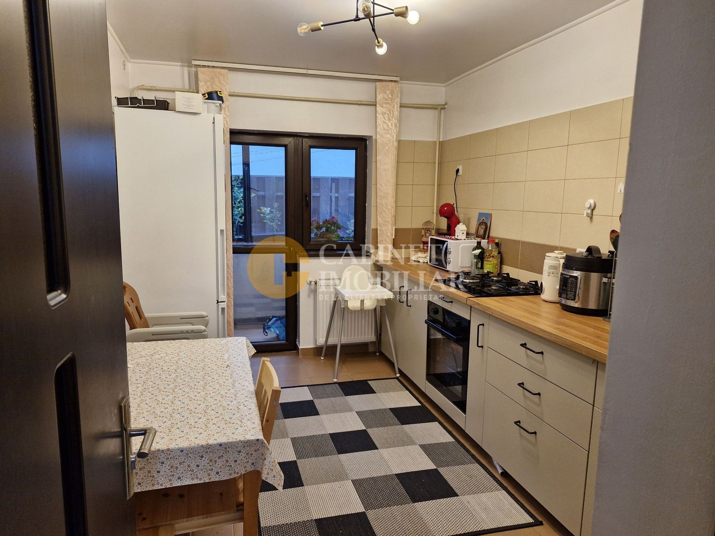 2 CAMERE CU GRADINA - LOC DE PARCARE - VALEA LUPULUI - Poză 4