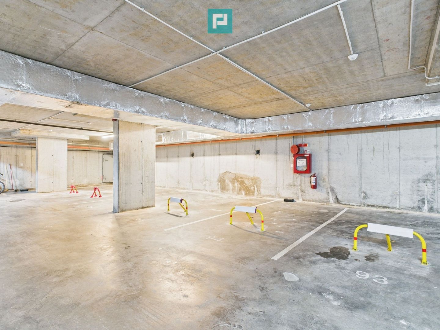 Locuri de parcare subterane –Complexul Studențesc - Poză 4