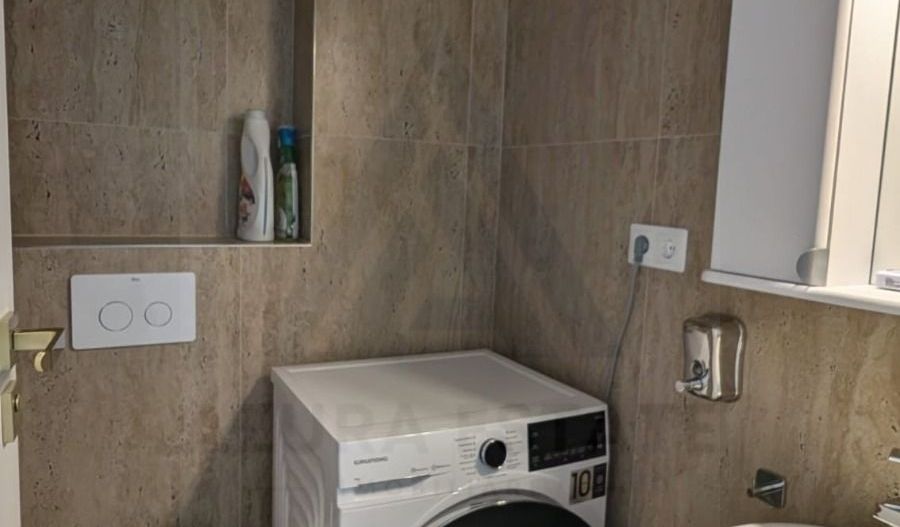 Apartament 3 camere 2 bai 70 mp utili terasa si parcare in Selimbar - Poză 12