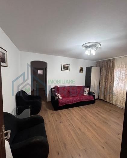Apartament cu 3 camere - Poză 1
