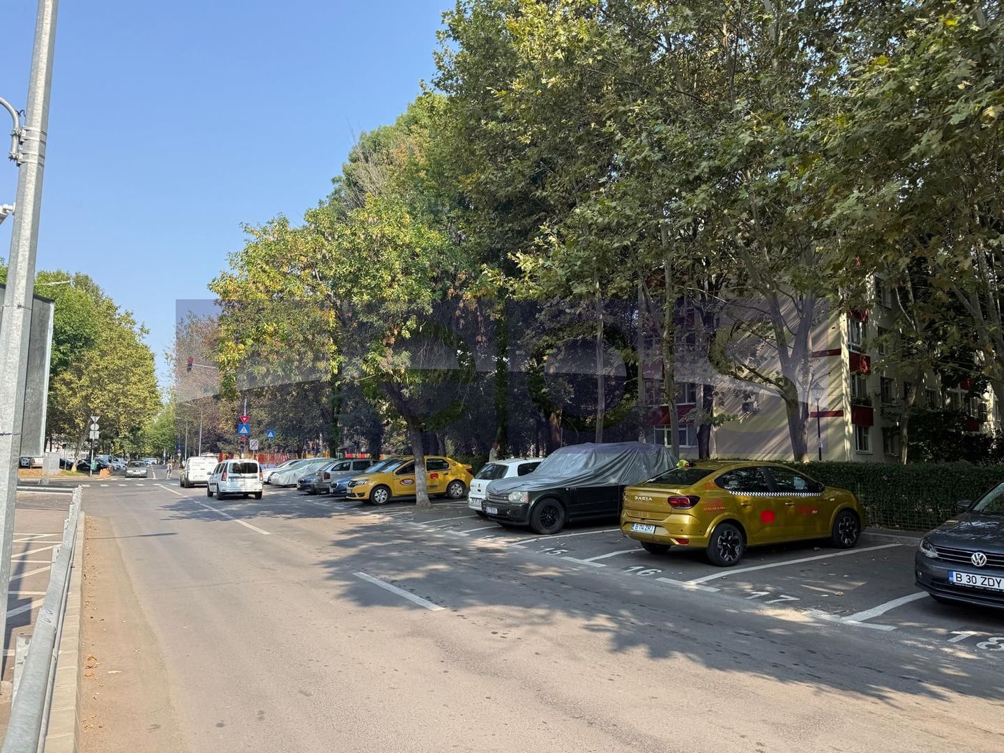 Oportunitare de vanzare spatiu comercial stradal randament 8.5% - Poză 5