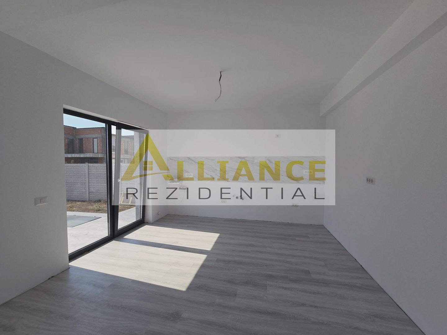 Vila individuala-460mp teren-placa de beton- beci- - Poză 4