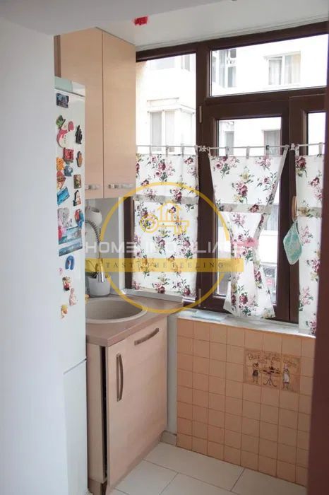 Apartament cu 3 camere / 61 mp / zona Palas Mall - Poză 5