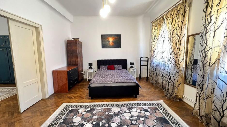 Apartament spatios cu 3 camere | 83 mp + veranda + curte | Ultracentral - Poză 5