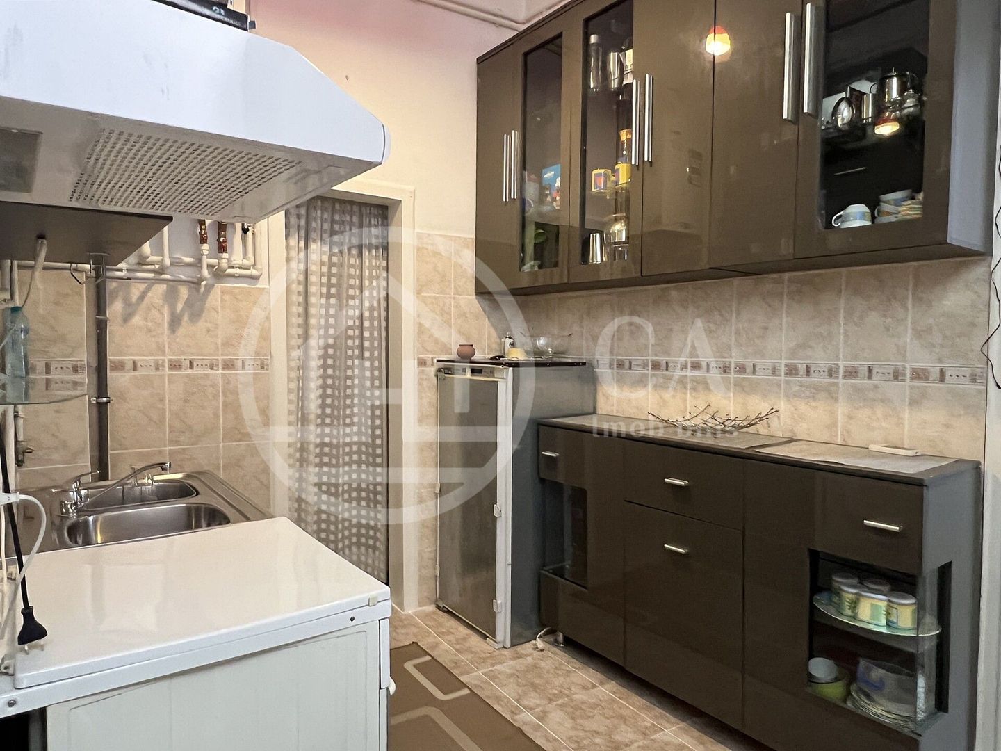 Apartament cu 2 camere de vanzare in zona Republicii Oradea - Poză 4