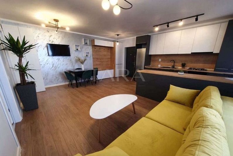 Apartament 2 camere, grădină proprie 44 mp, parcare inclusă. - Poză 1