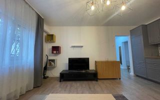 Inchiriere apartament 3 camere Tei - Poză 1