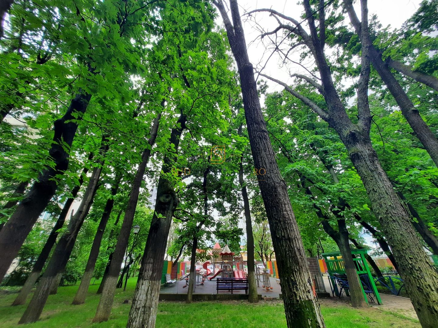Garsoniera mobilata si utilata modern, Aparatorii Patriei, Sector 4 - Poză 3