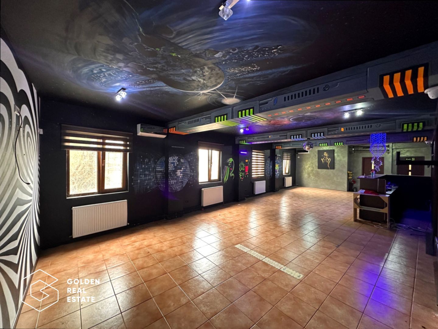 Spatiu comercial, 250 mp, pretabil loc joaca copii, zona Boul Rosu - Poză 2