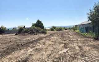 Teren intravilan de vanzare in Miroslava, zona Ferma Liliac - Poză 2