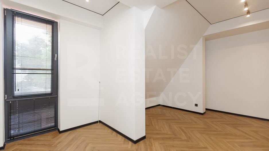 Chirie, apartament, 5 camere, str. Lacului, Centru - Poză 19