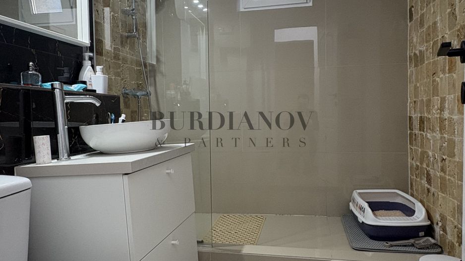 Apartament cu 2 camere de vânzare Metrou 1 Decembrie 1918 - Titan - Poză 14