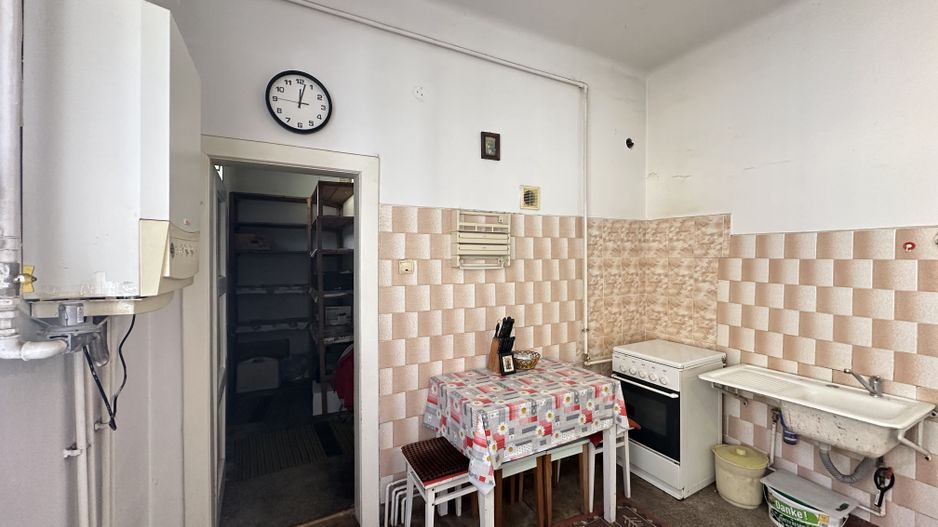 Apartament in casa spațios la doar 5-7 minute de Centrul Istoric - Poză 14
