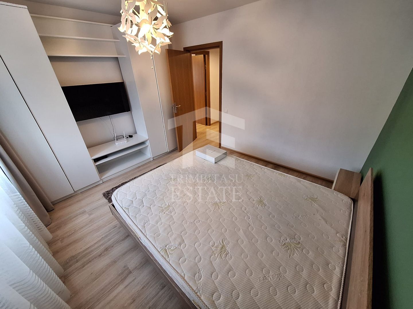 2 camere - DECOMANDAT - Mobilat SI Utilat - Parcare Subterana - Poză 4