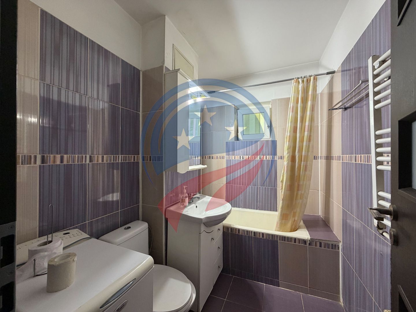 APARTAMENT 3 CAMERE 2 BAI ZONA LAPUS ET 1 - Poză 4