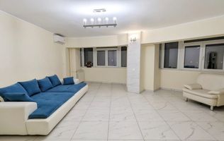 Închiriez apartament 3 camere modern, Unirii