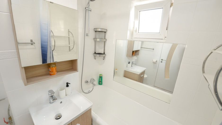 Apartment Tineretului Rădulescu Motru - Poză 7