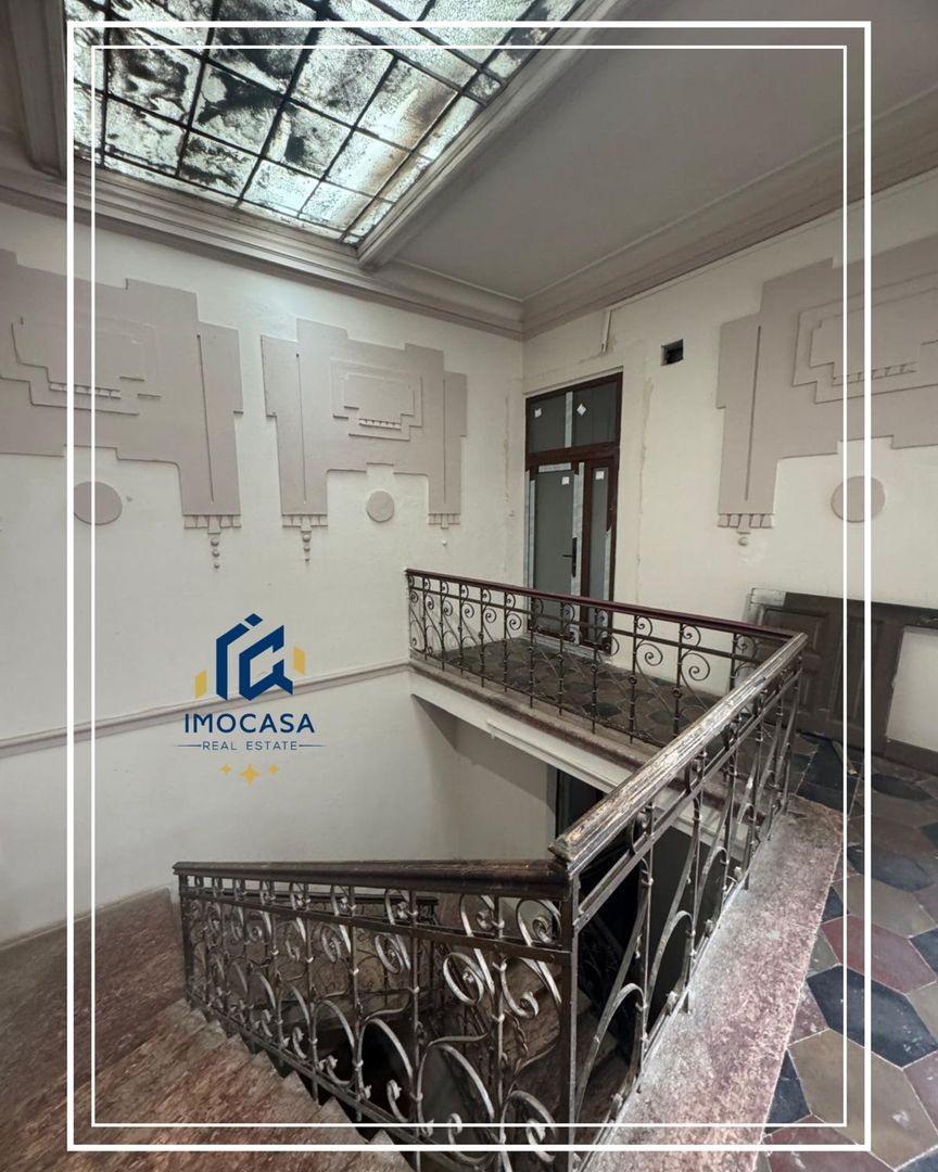 De vânzare Apartament 3 camere de renovat B-dul Decebal Arad - Poză 4