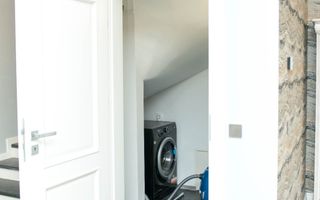 Casa de inchiriat cu piscina si vedere panoramica de inchiriat, Gruia - Poză 9