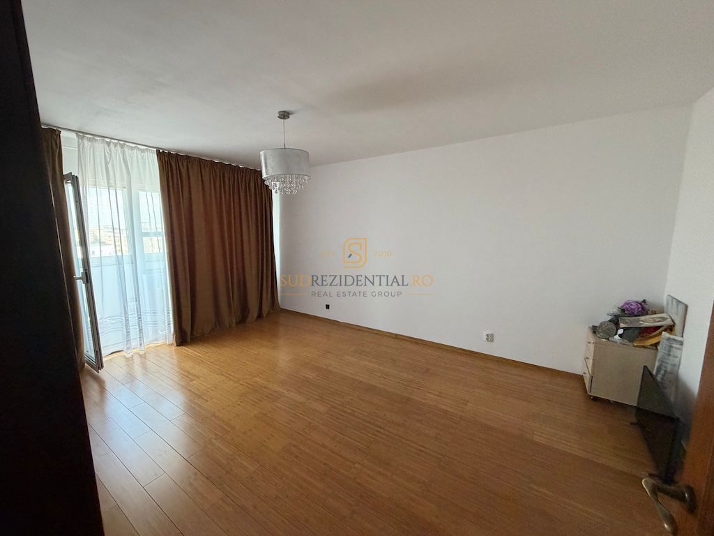 Apartament 3 camere , renovat recent, zona Sebastian-Rahova - Poză 2