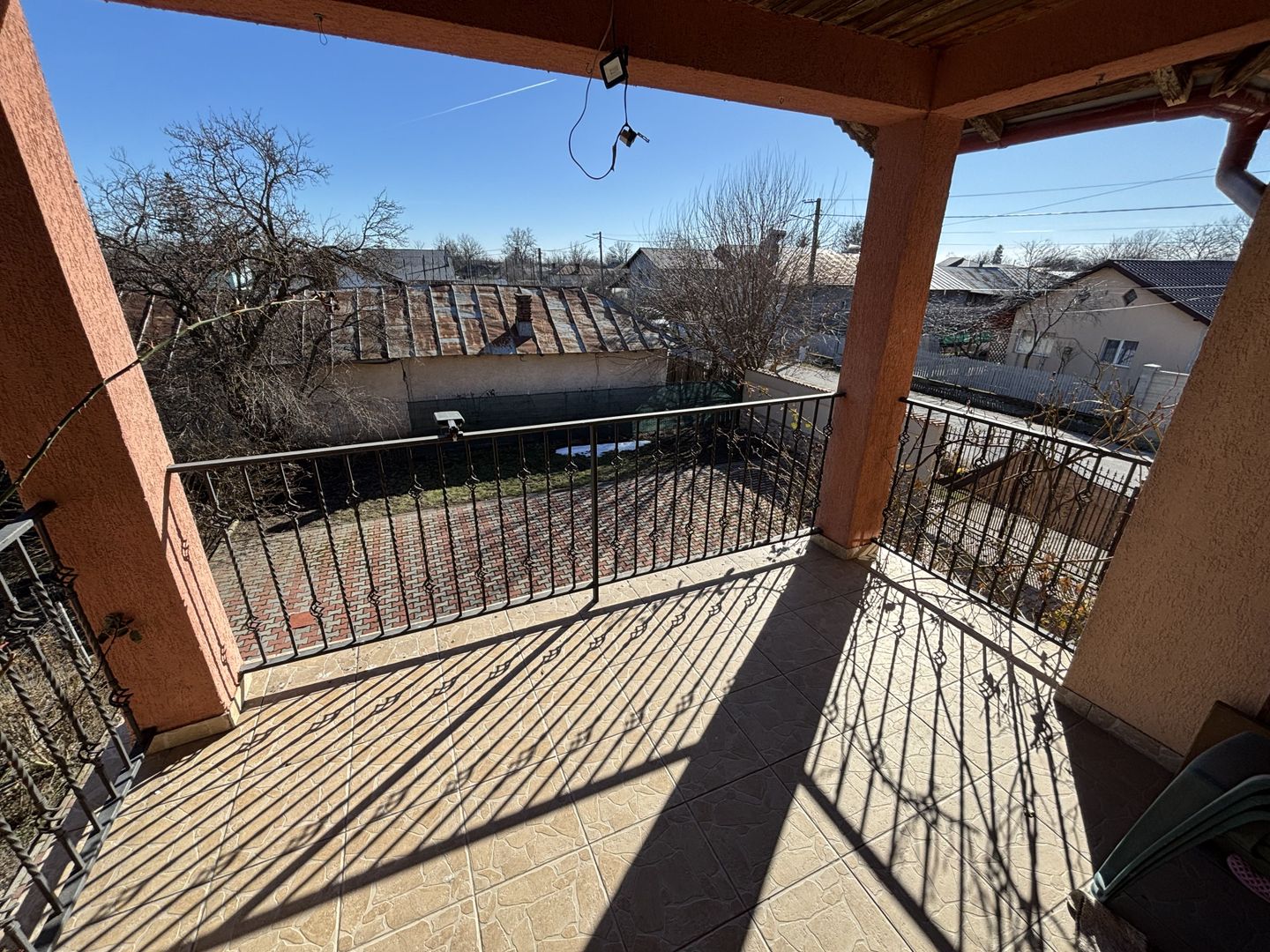 VILĂ MODERNĂ P+1 169 MP UTILI, CURTE GENEROASĂ 768 MP, IN APROPIERE DE BUCURESTI - Poză 30