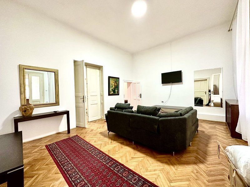 Apartament central, 4 camere - renovat - Poză 15