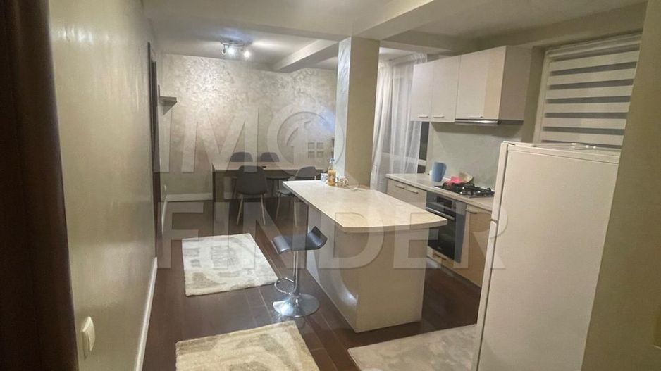 Vanzare apartament 3 camere – liniște + garaj - Poză 3