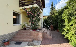 Casă P+E+Pod înalt, teren 574 mp, garaj și fotovoltaice – Zona Lipovei - Poză 2