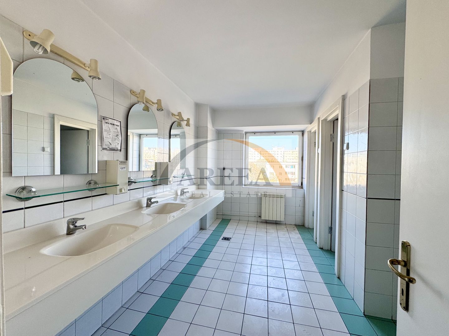 AFACERE - HOTEL (SEMI)RENOVAT de 4 etaje - Floreasca-Barbu Vacarescu - Poză 23