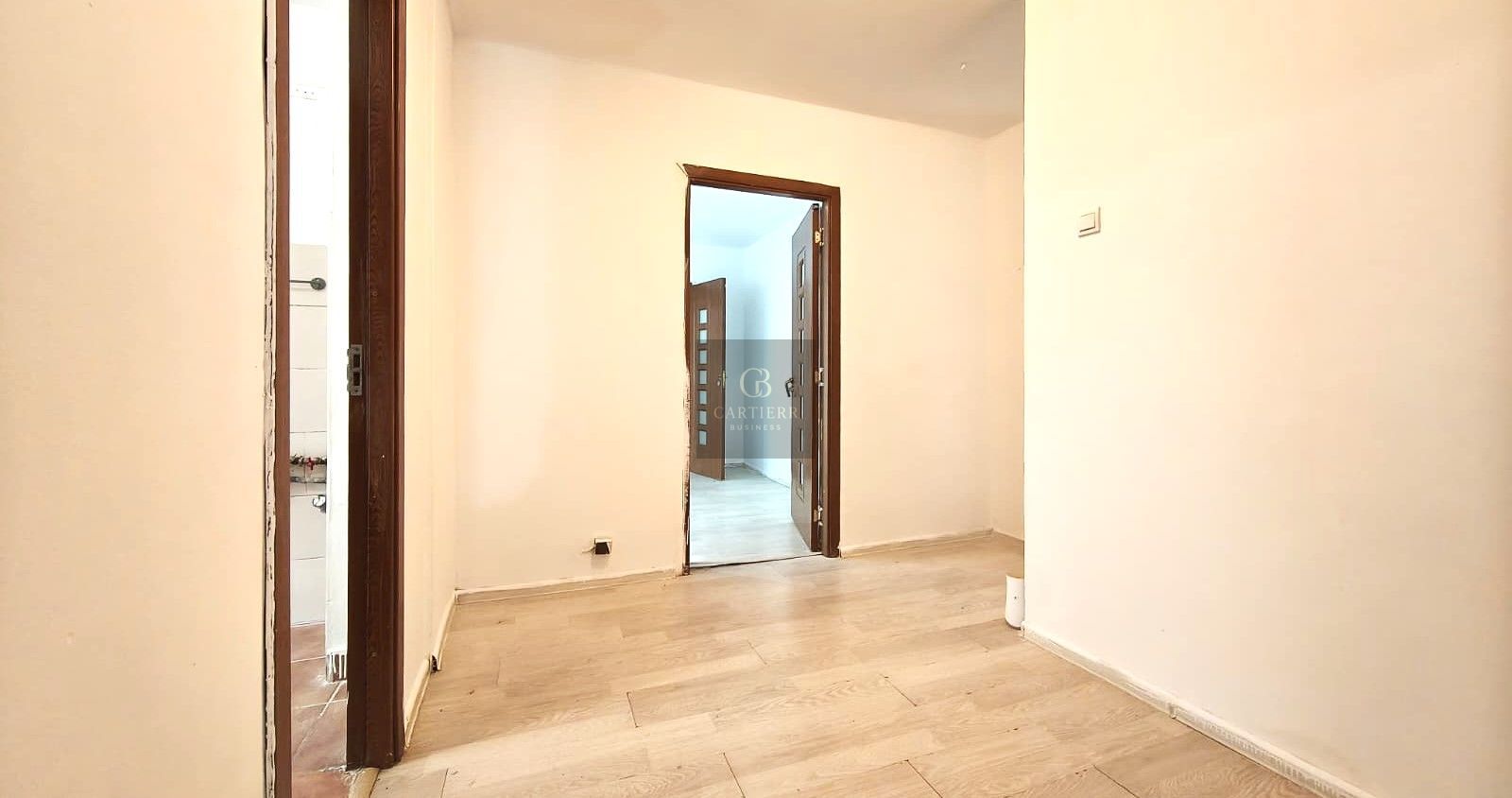 3 CAMERE | TITAN | - Poză 1