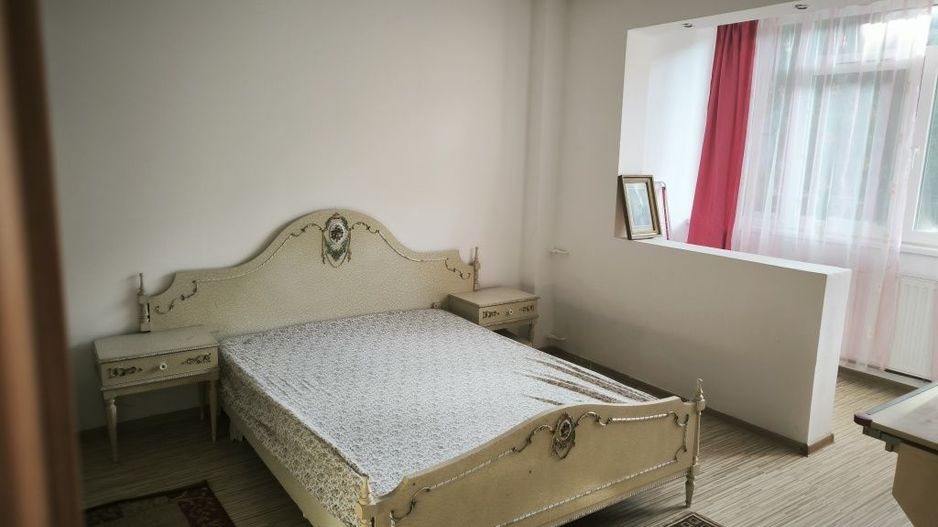Apartament 3 camere - Poză 2