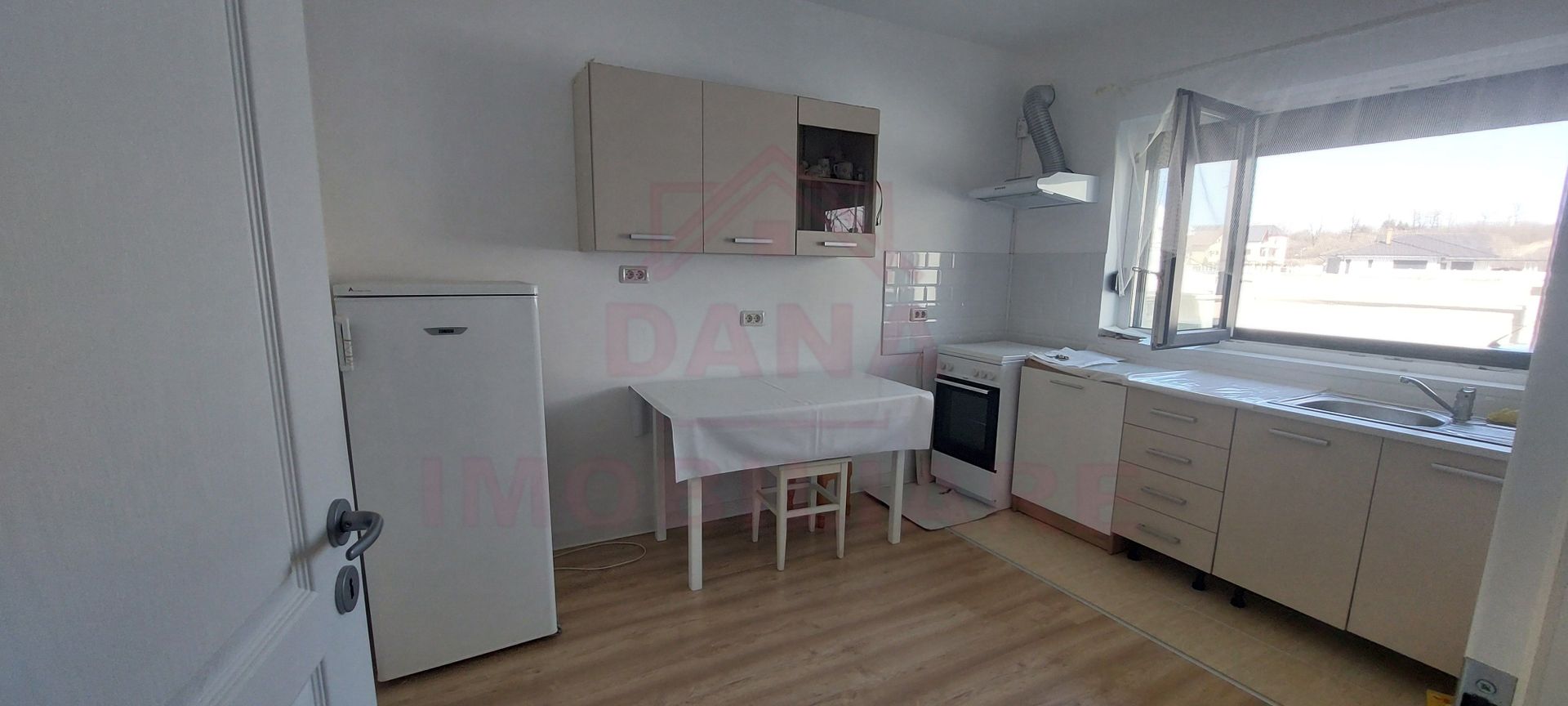 CASĂ TRIPLEX\5 CAMERE\CARANSEBEȘ\JUD.CS - Poză 15
