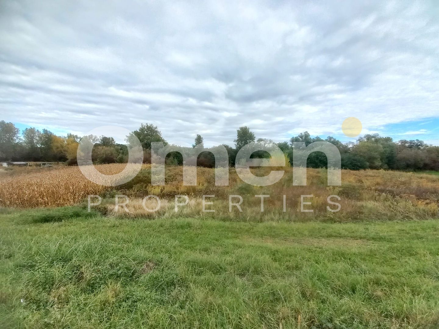 Teren extravilan de 7 arii de vânzare în Cătălina – ideal pentru casă de vacanță - Poză 2