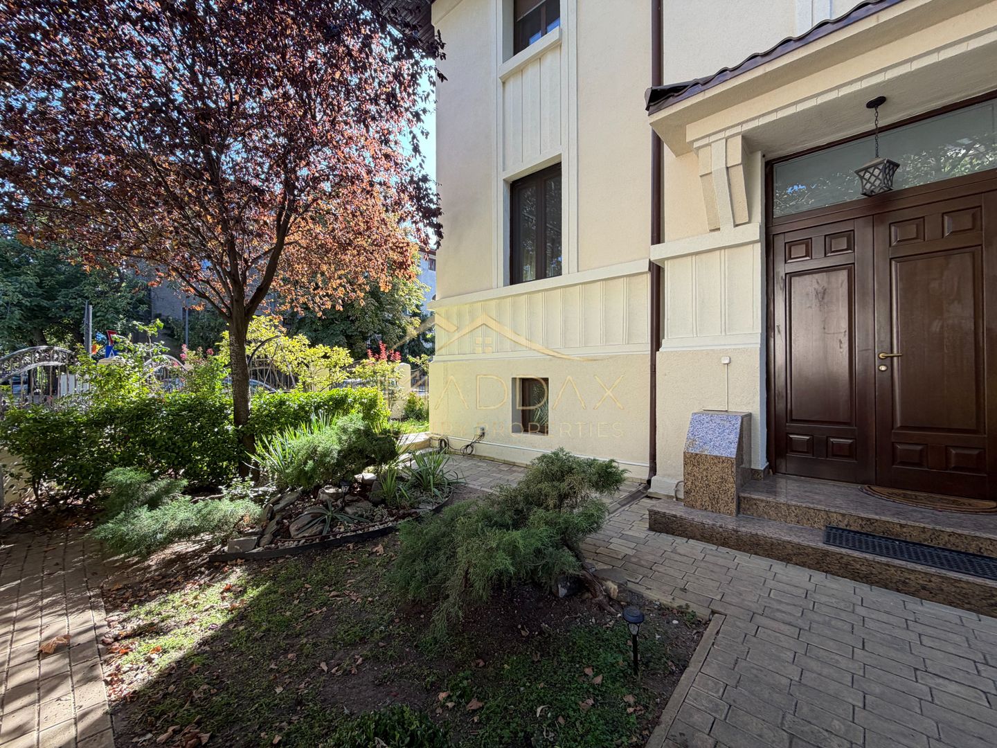 Apartament de inchiriat /4 camere in vila *153mp* +parcare / Dorobanti Capitale - Poză 40